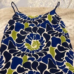 Banana republic tank with adjustable straps size 4